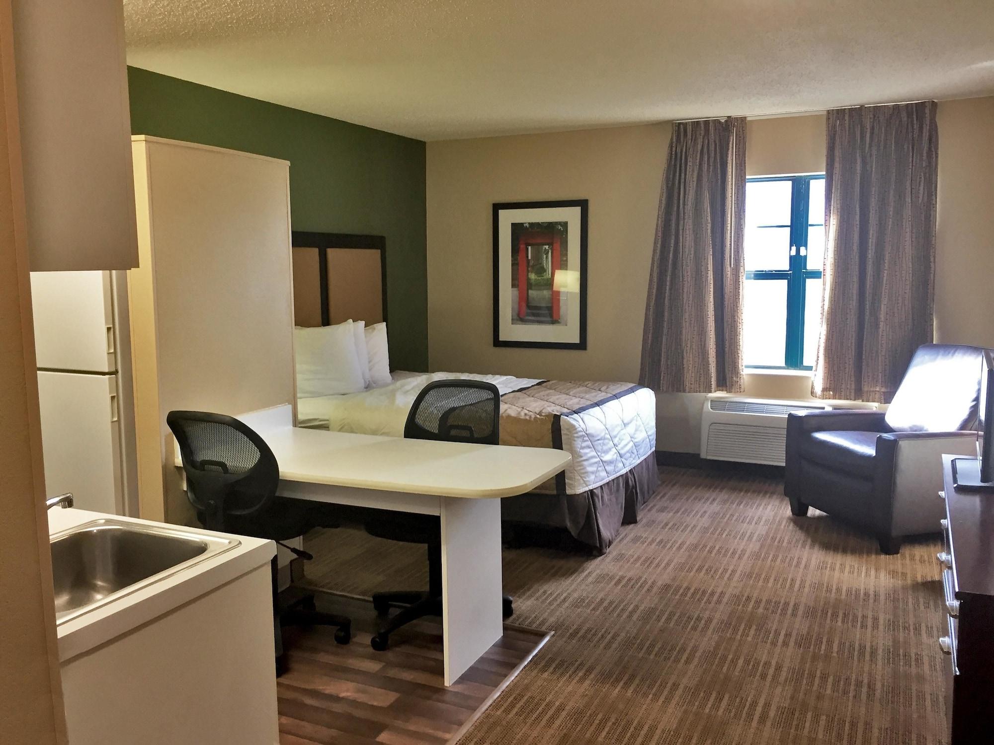 Extended Stay America Suites - Detroit - Мадисон-Хайтс Экстерьер фото