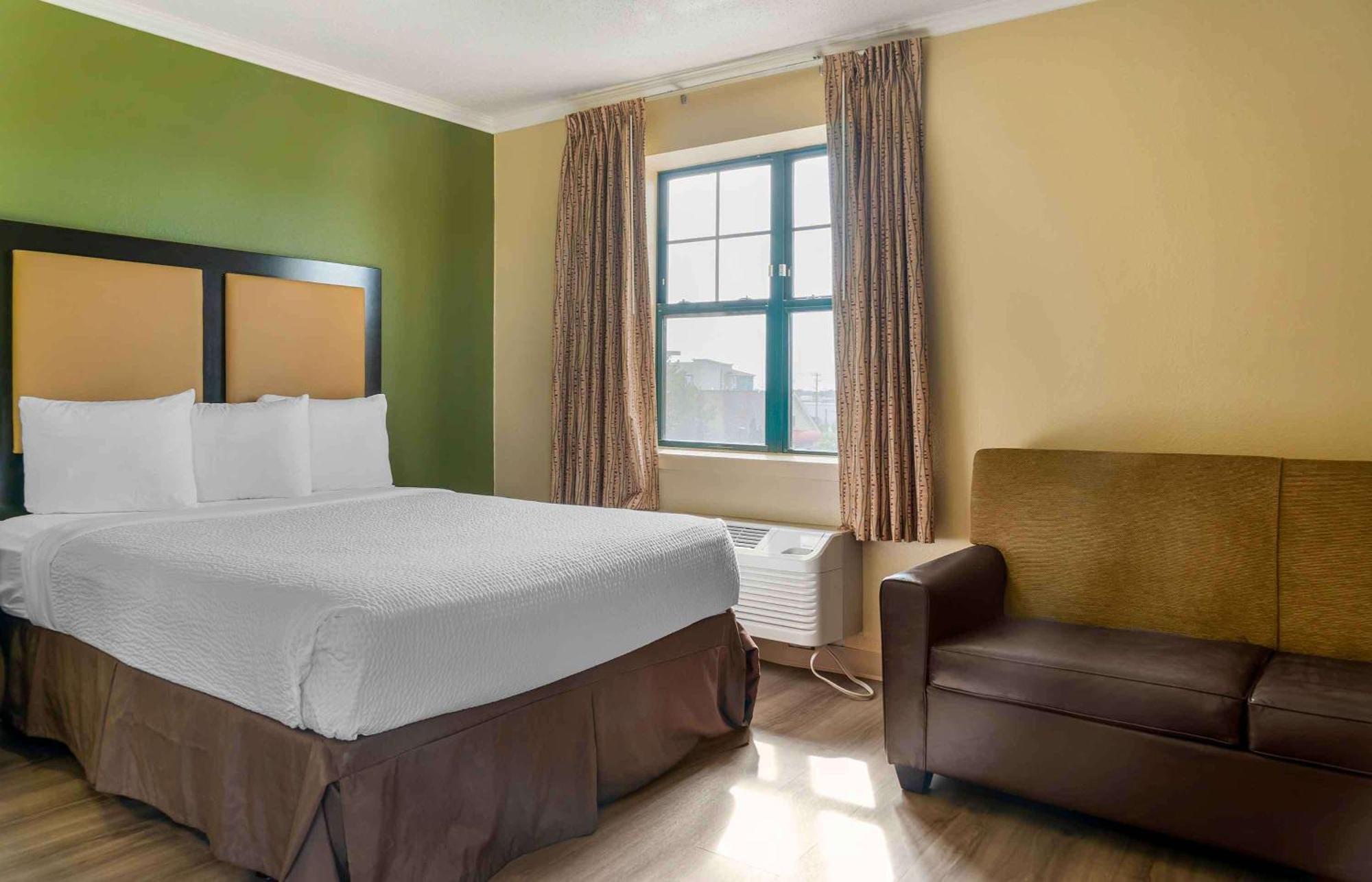Extended Stay America Suites - Detroit - Мадисон-Хайтс Экстерьер фото