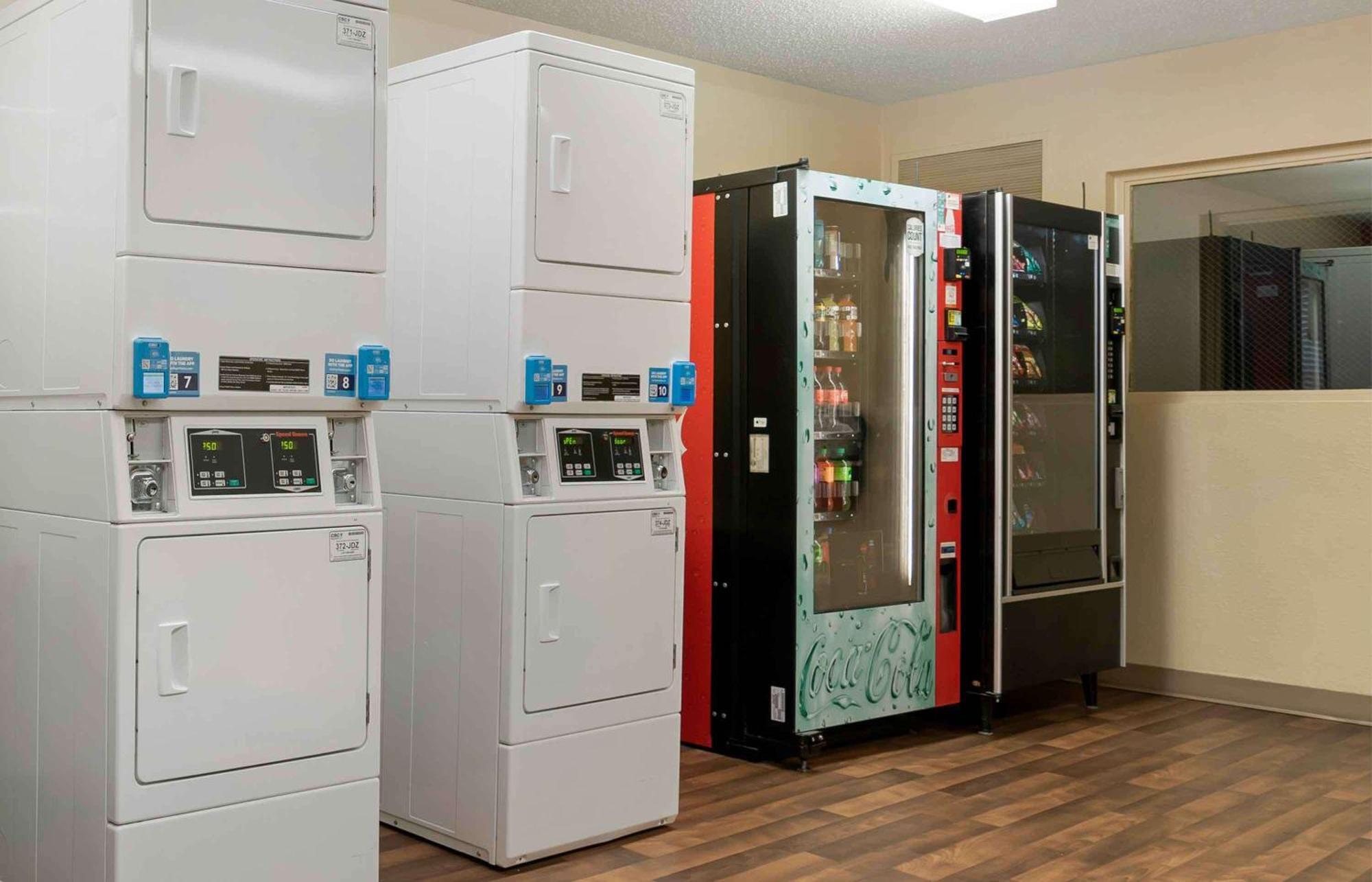 Extended Stay America Suites - Detroit - Мадисон-Хайтс Экстерьер фото